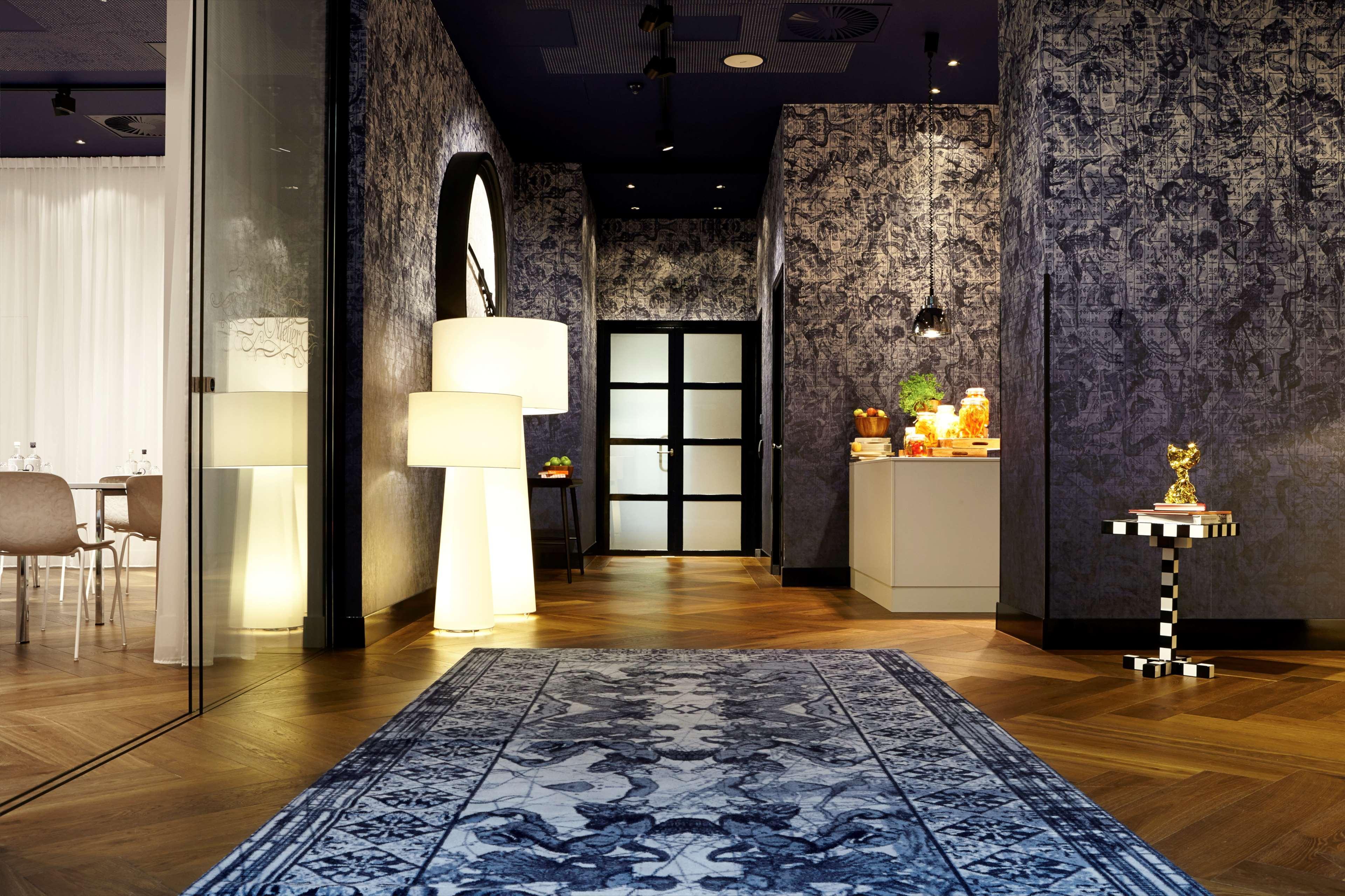 Andaz Amsterdam, Prinsengracht, By Hyatt Esterno foto Entrance to the hotel